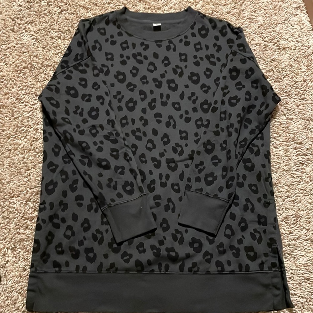 Old Navy Sweater